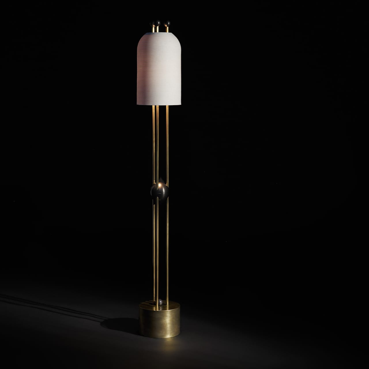 Lantern : Floor Lamp