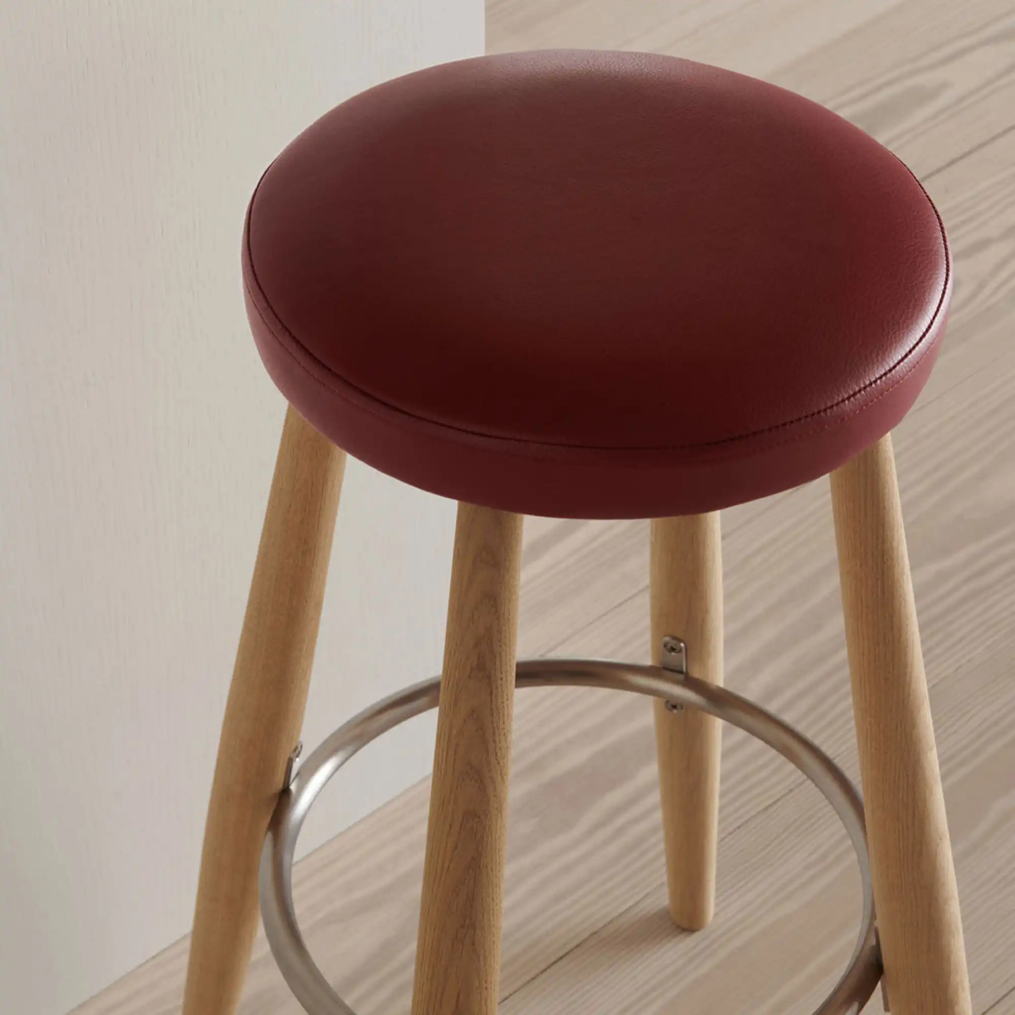 CH58 Low Stool - Ek