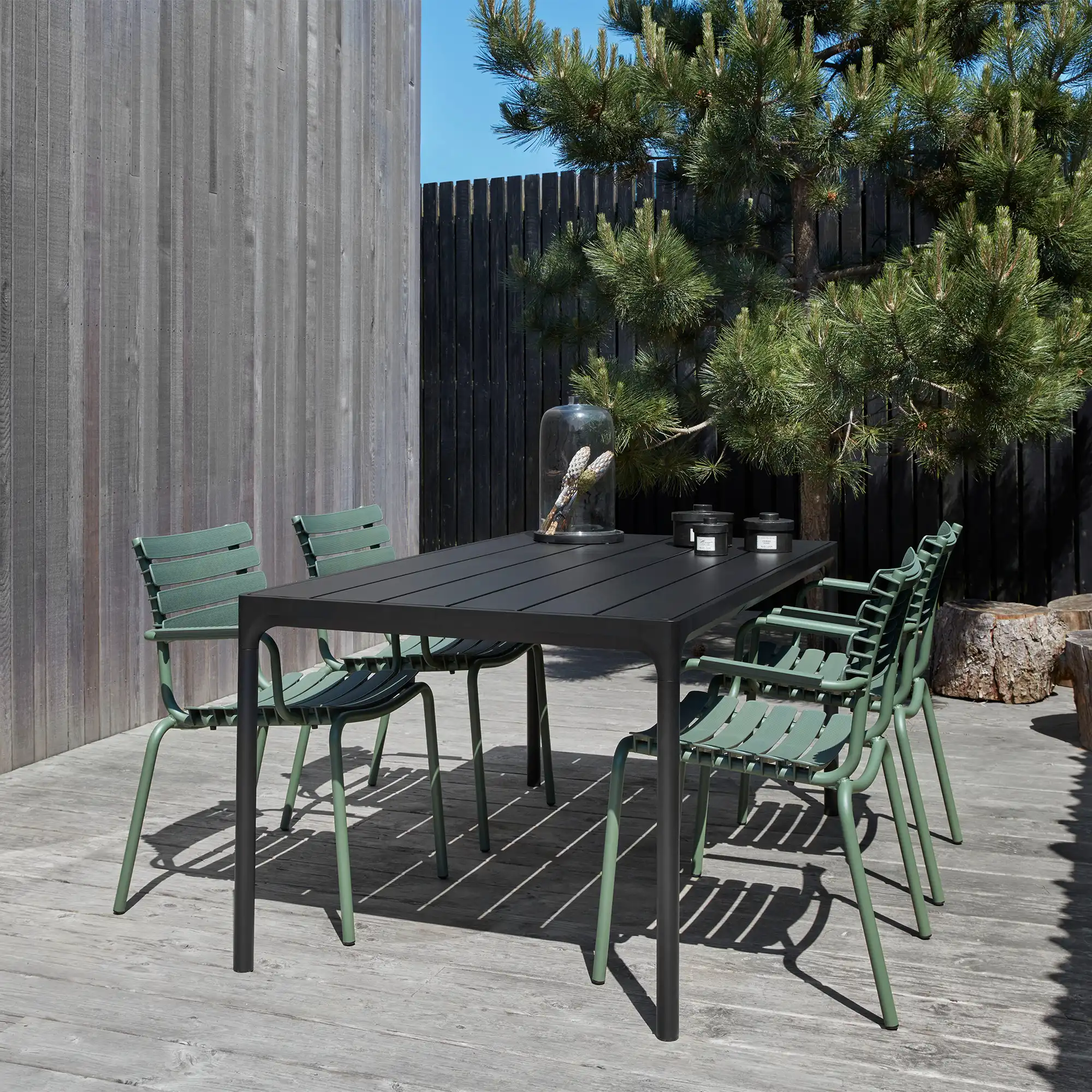 FOUR Table - Black/Black