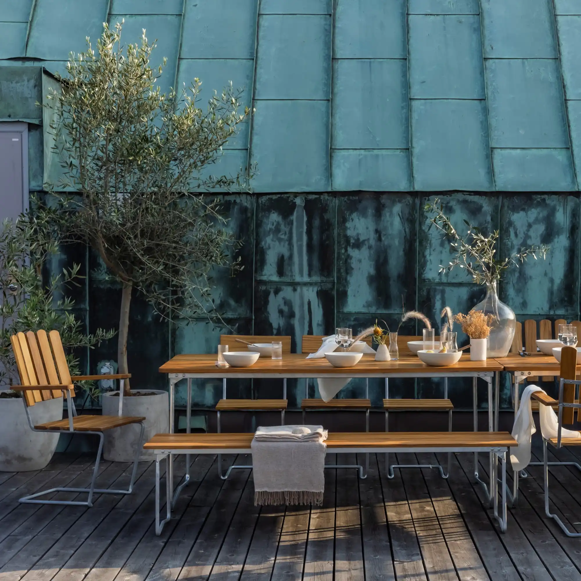 Klassikerserien matgrupp med bord B31 & 6 fåtöljer