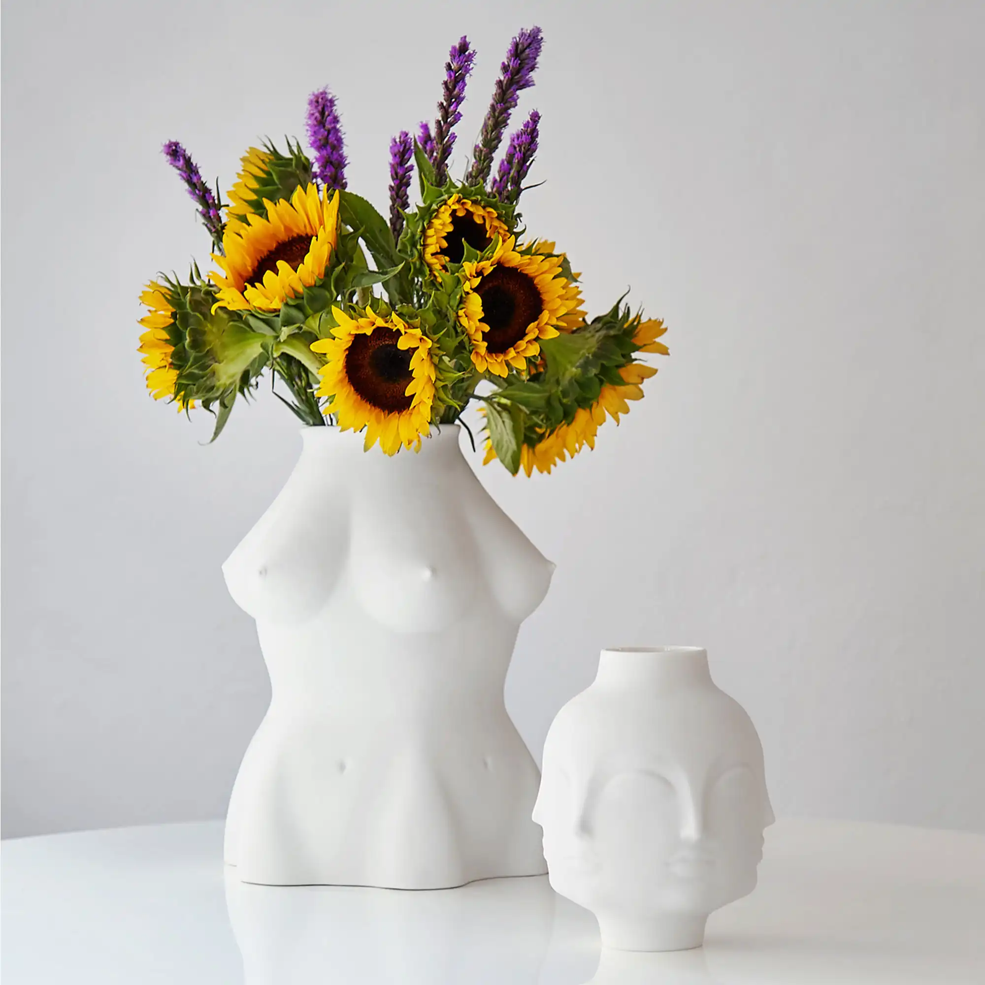 Luciana Vase