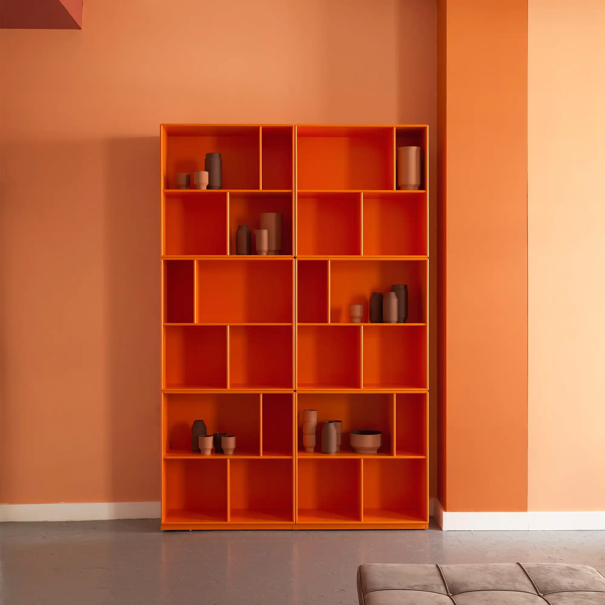 Read Spacious Bookshelf - Plinth H7 cm