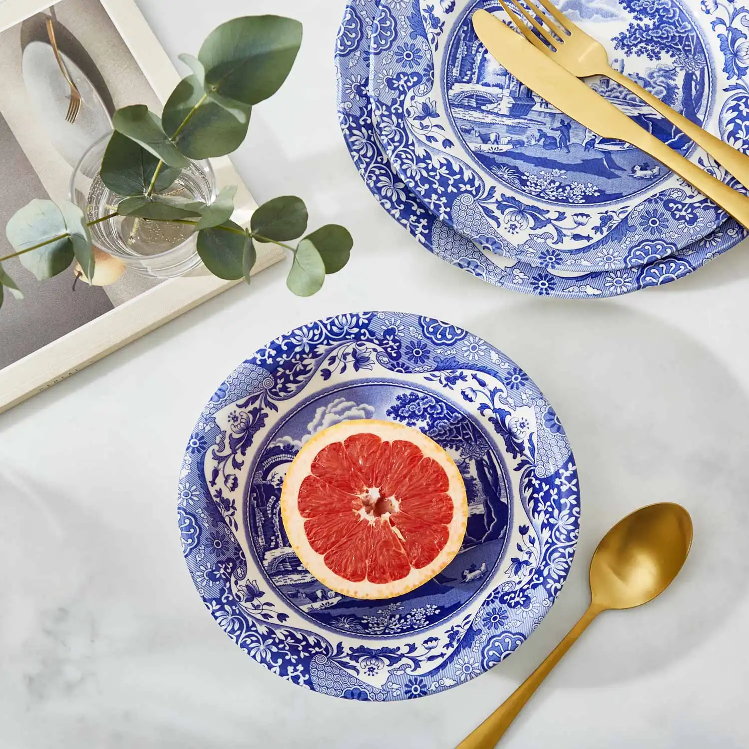 Blue italian frukostskål