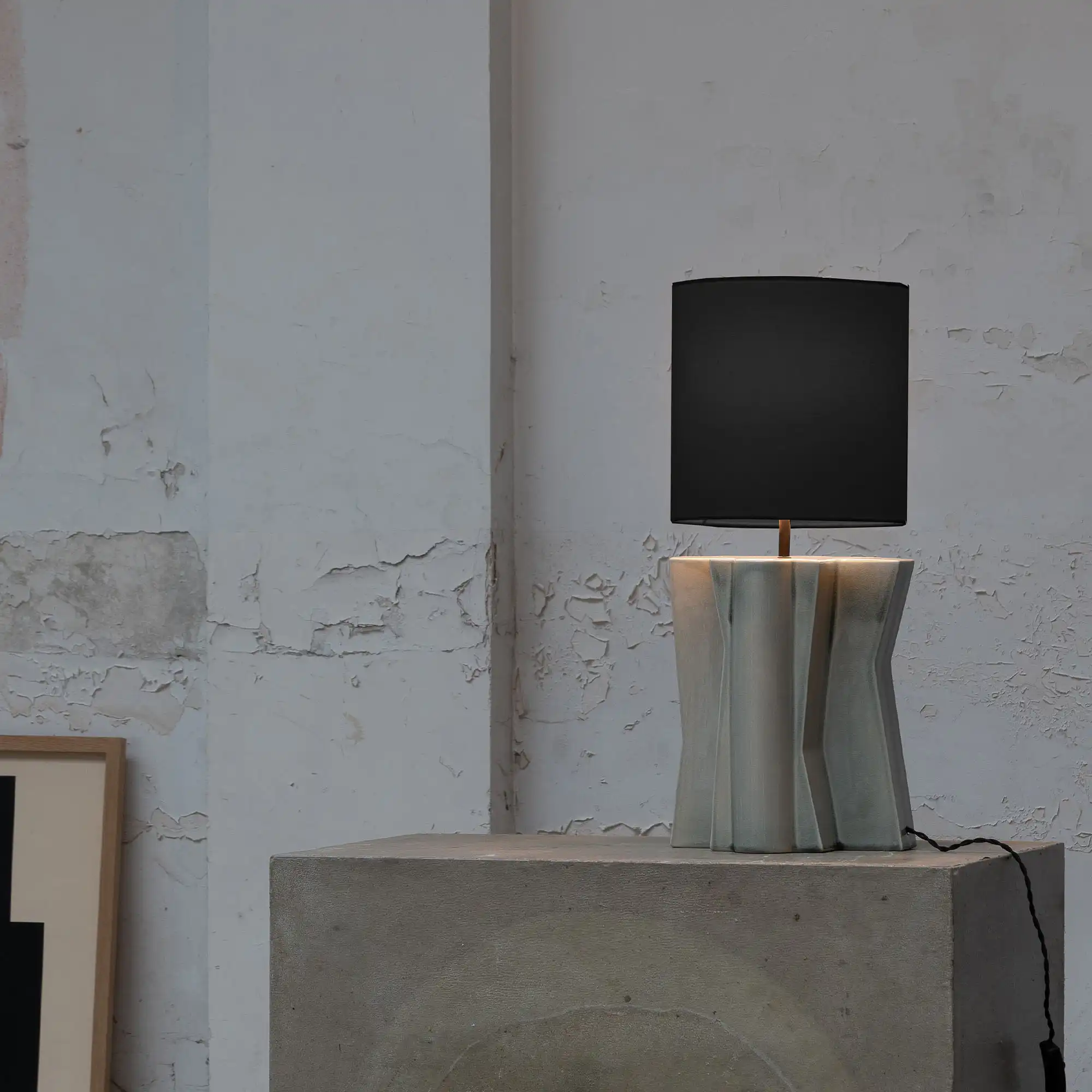 Bordslampa °2 grey - black yucca