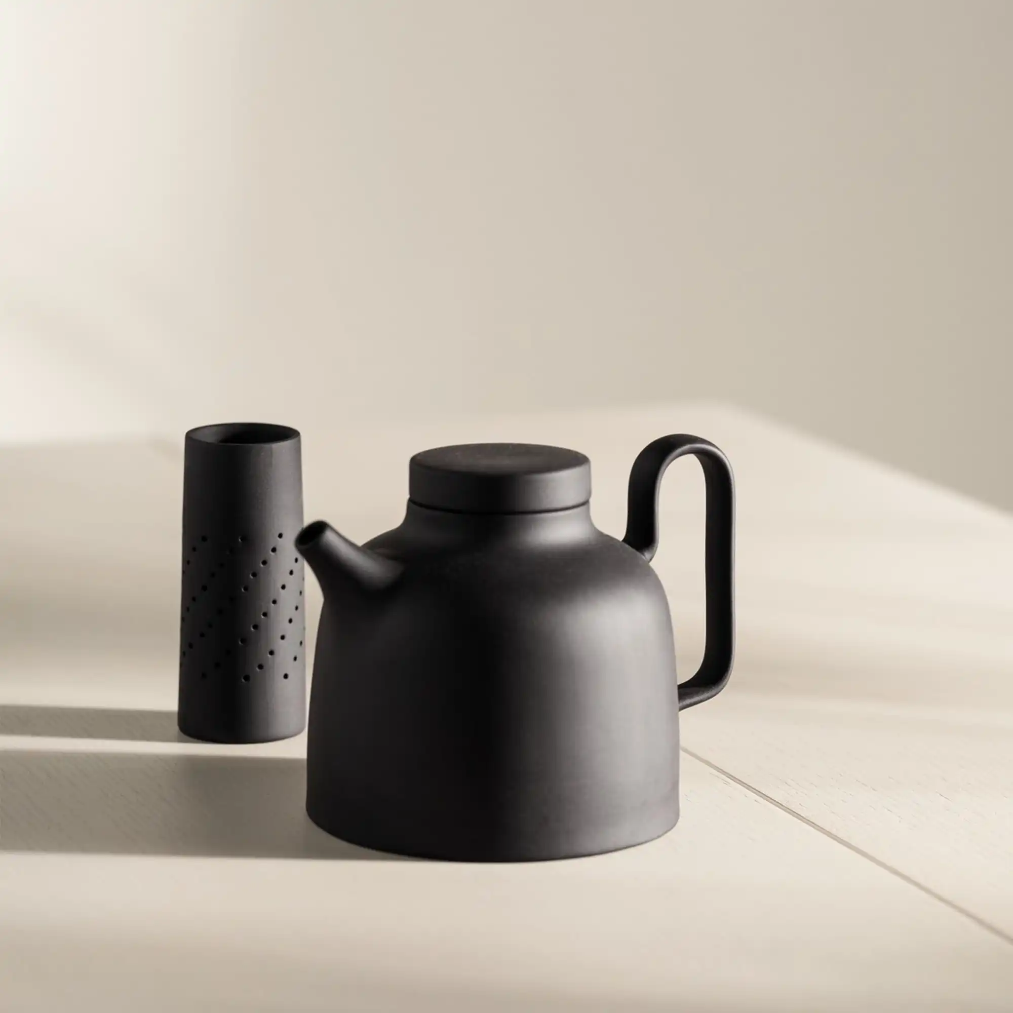Sand Secrets Tea Pot / Black Clay