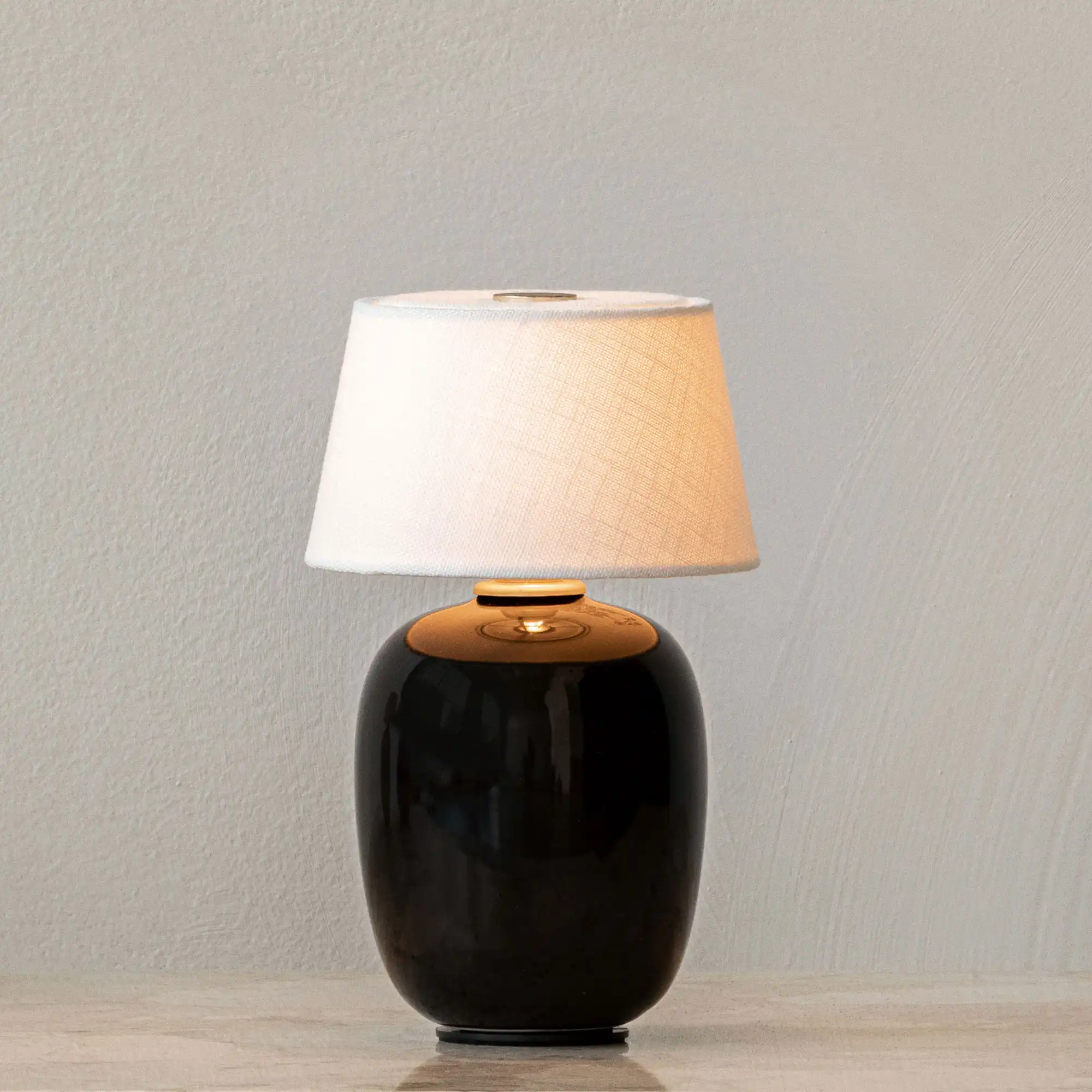 Torso Portable Table Lamp