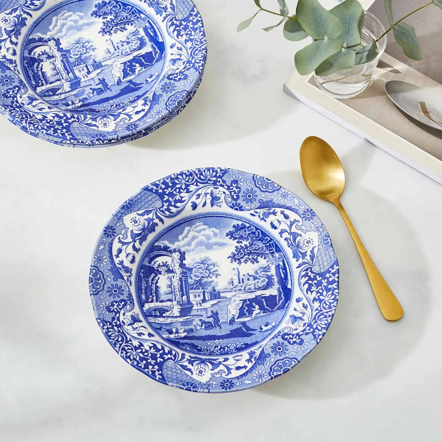 Blue italian tallrik