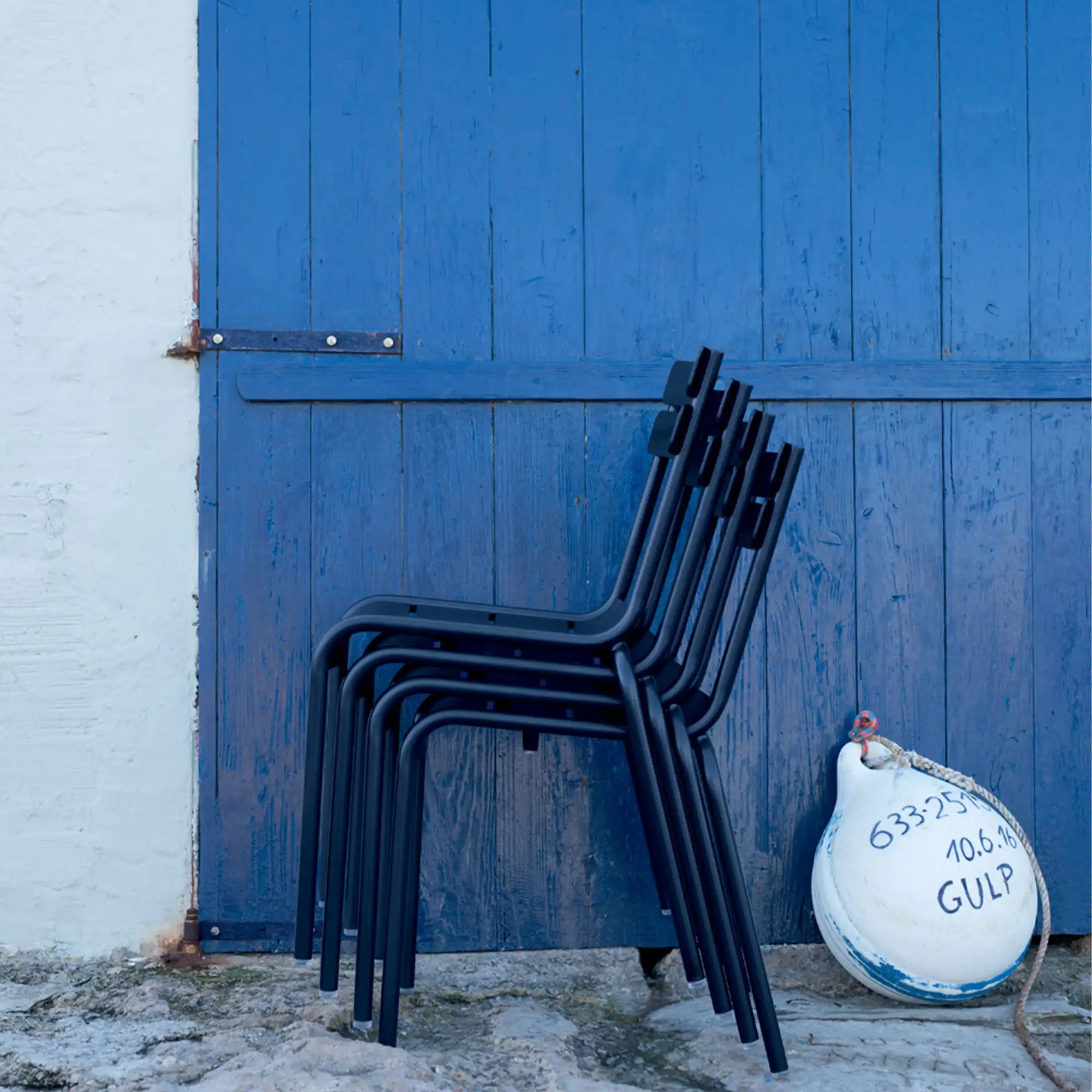 Alizé Low Armchair