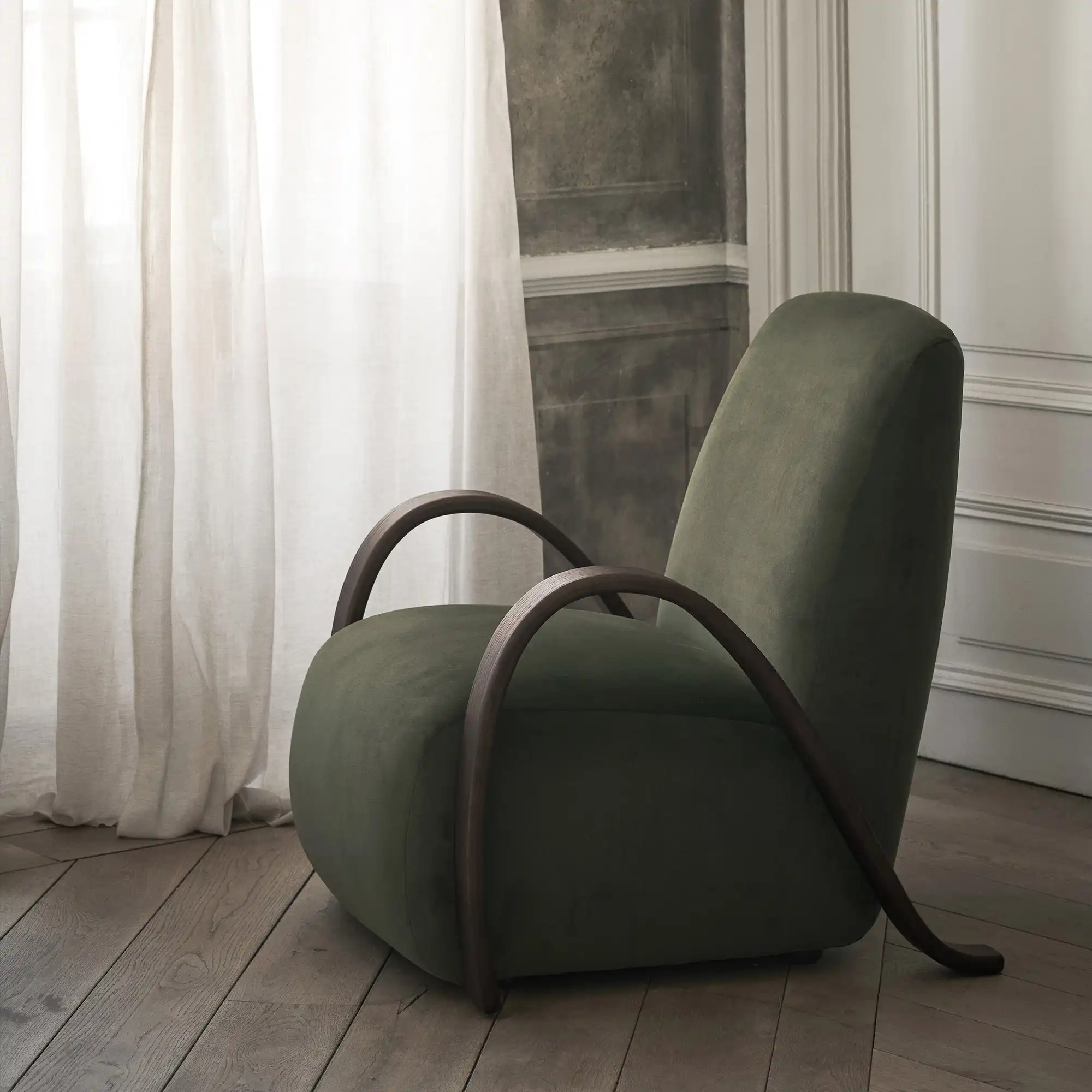 Buur Lounge Chair Rich Velvet Pine