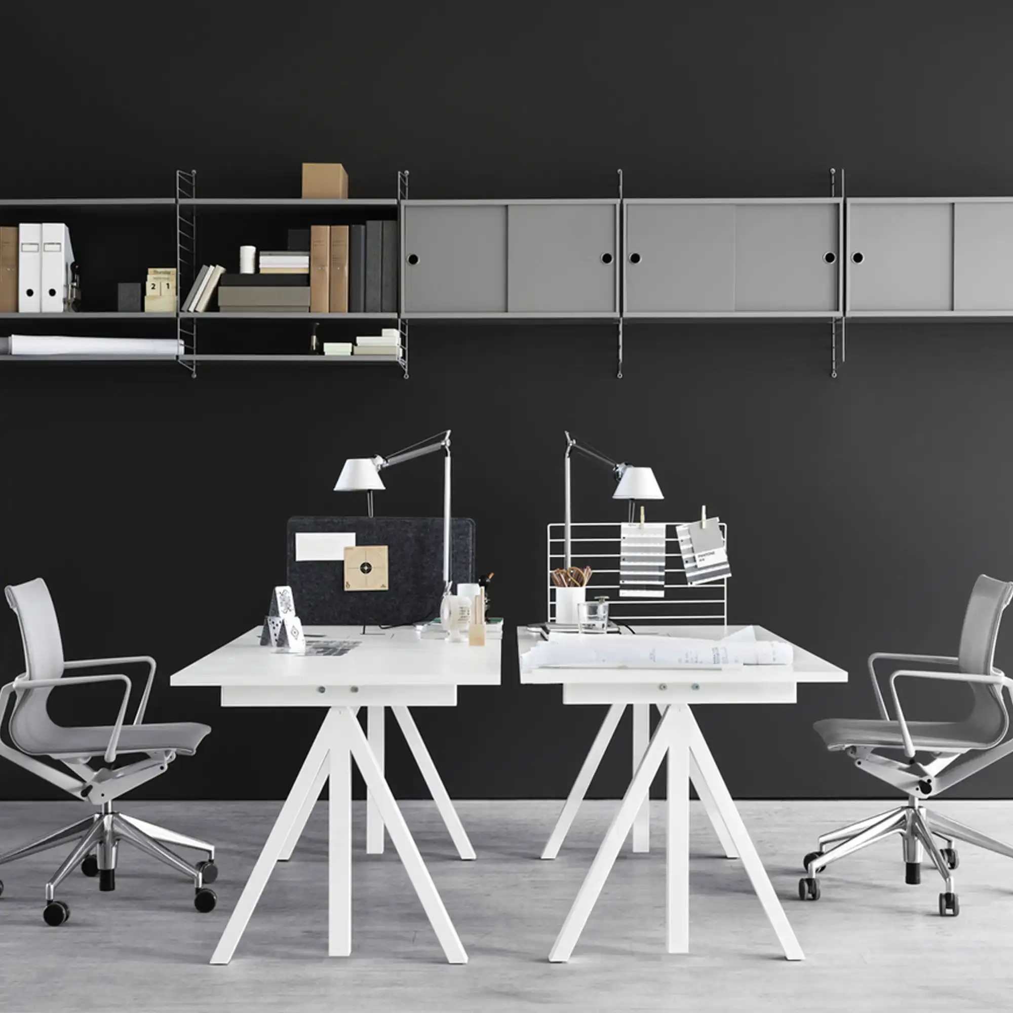 Köp Arco Desk Från Design House Stockholm | Länna Möbler Köp Arco Desk Från Design House Stockholm | Länna Möbler