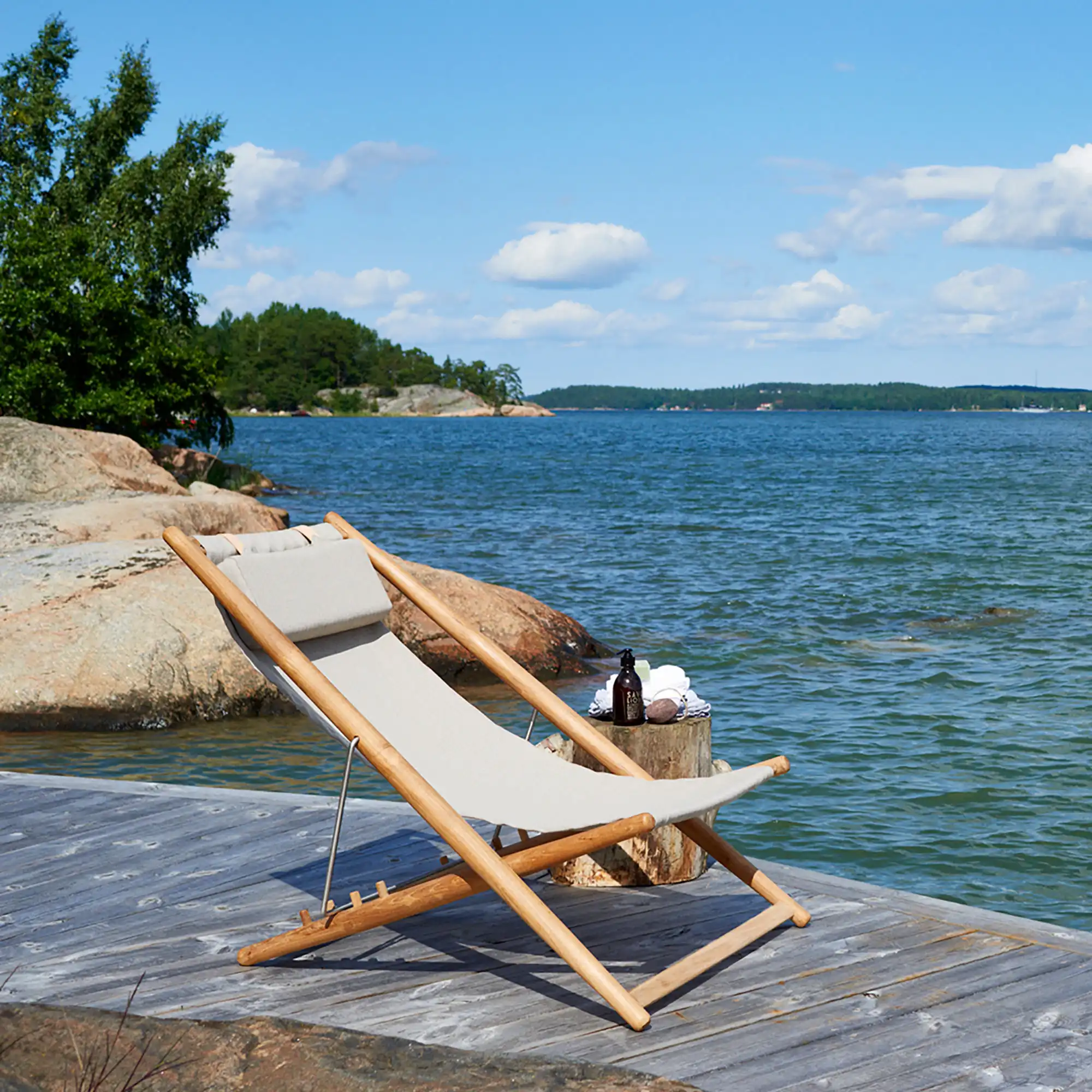 H55 Lounge Chair Teak/Light Grey Ashe