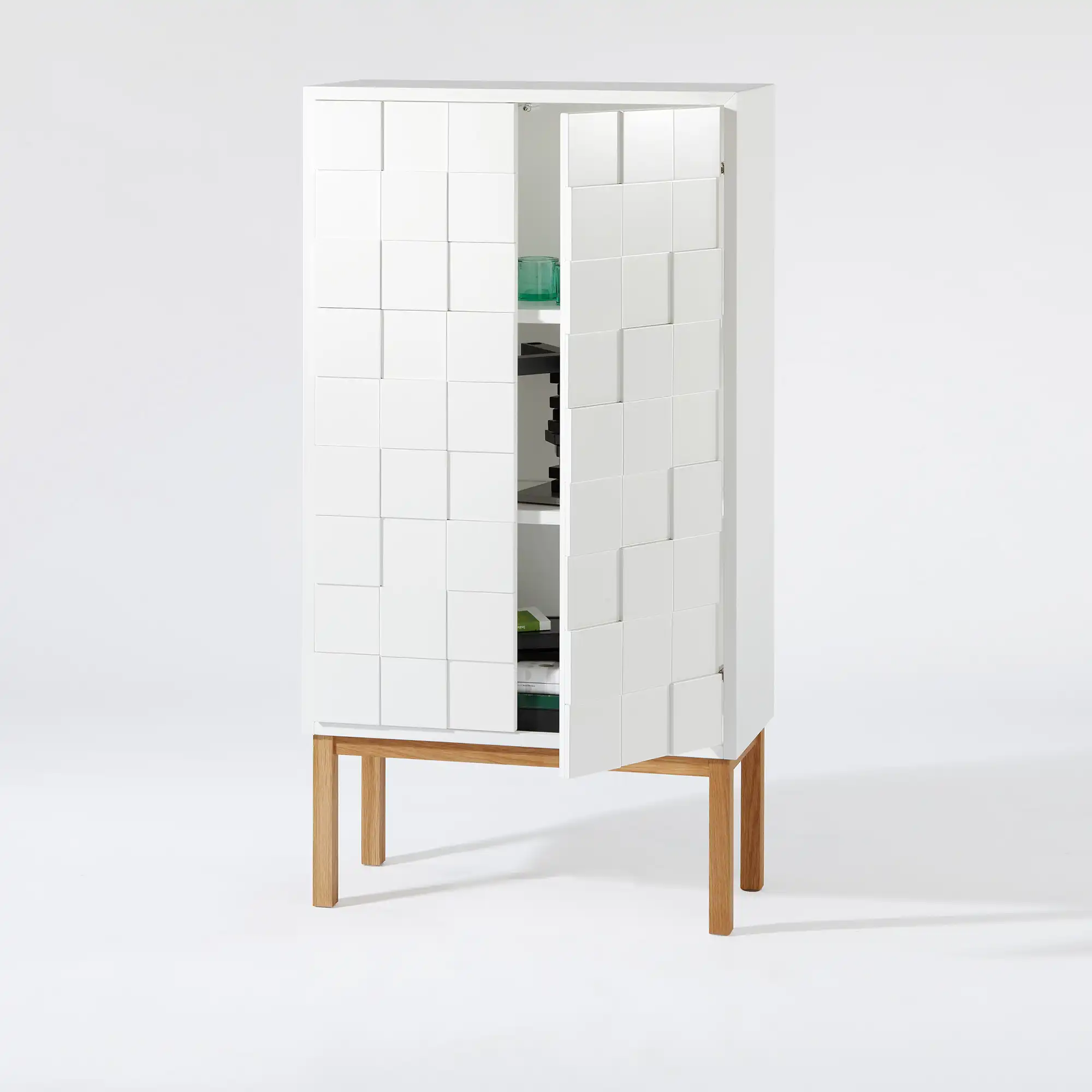 Collect 2010 Cabinet White