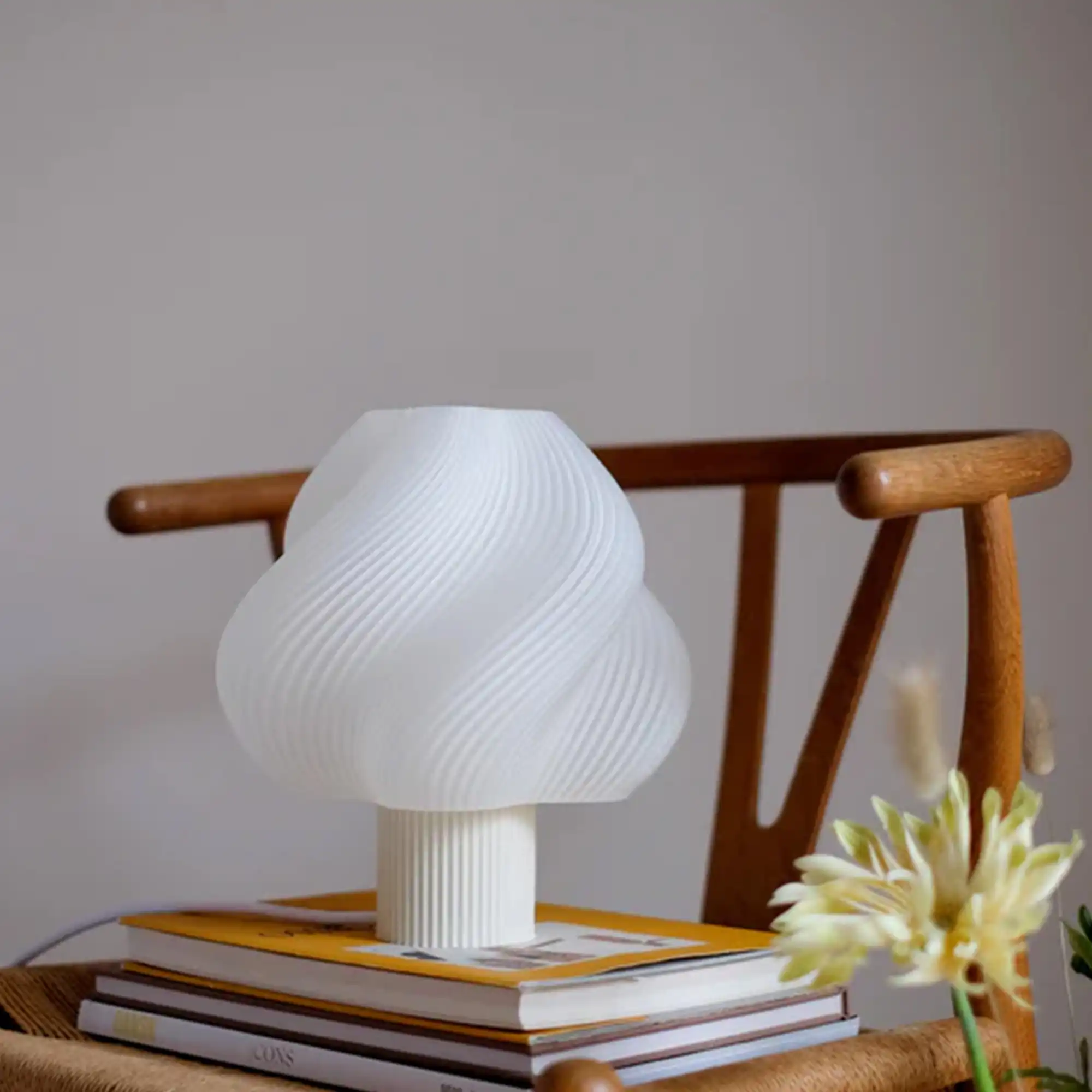 Soft Serve Table Lamp Regular - Vanilla Bean