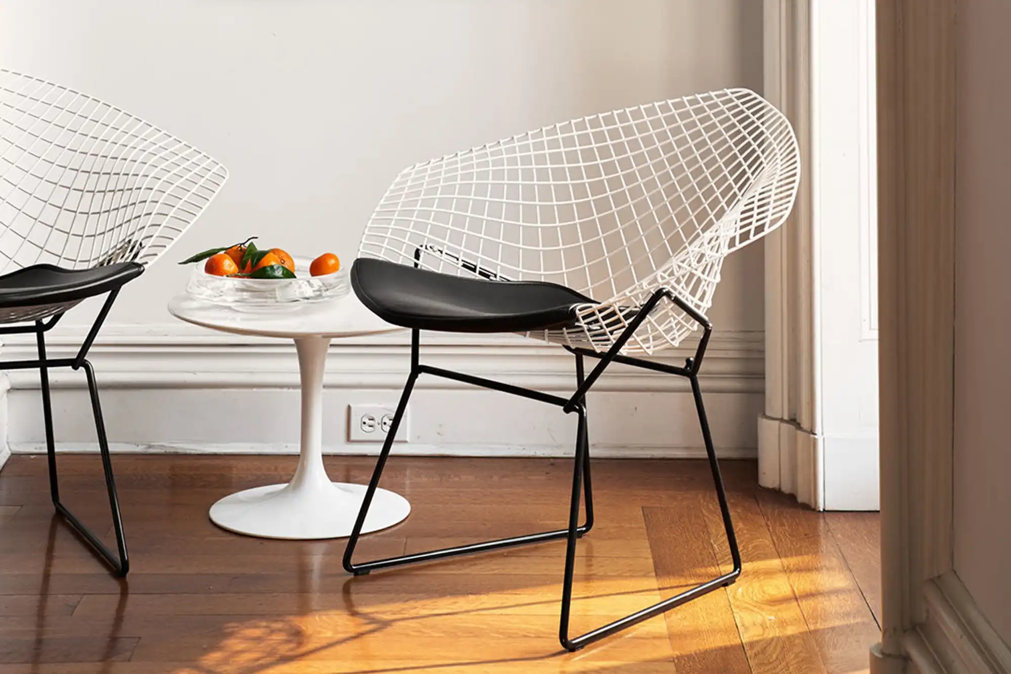 Bertoia Diamond Chair - Dyna