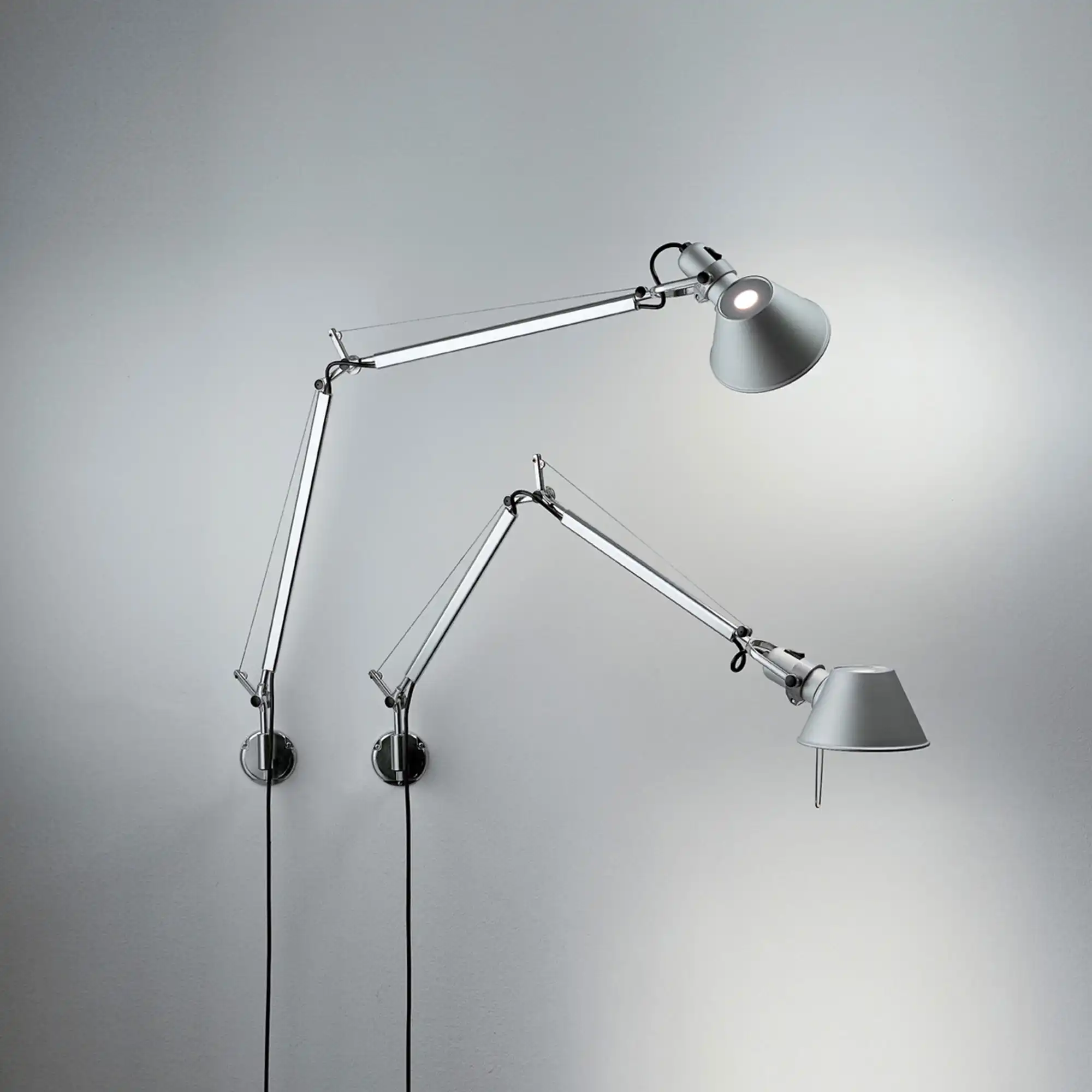 Tolomeo Vägglampa