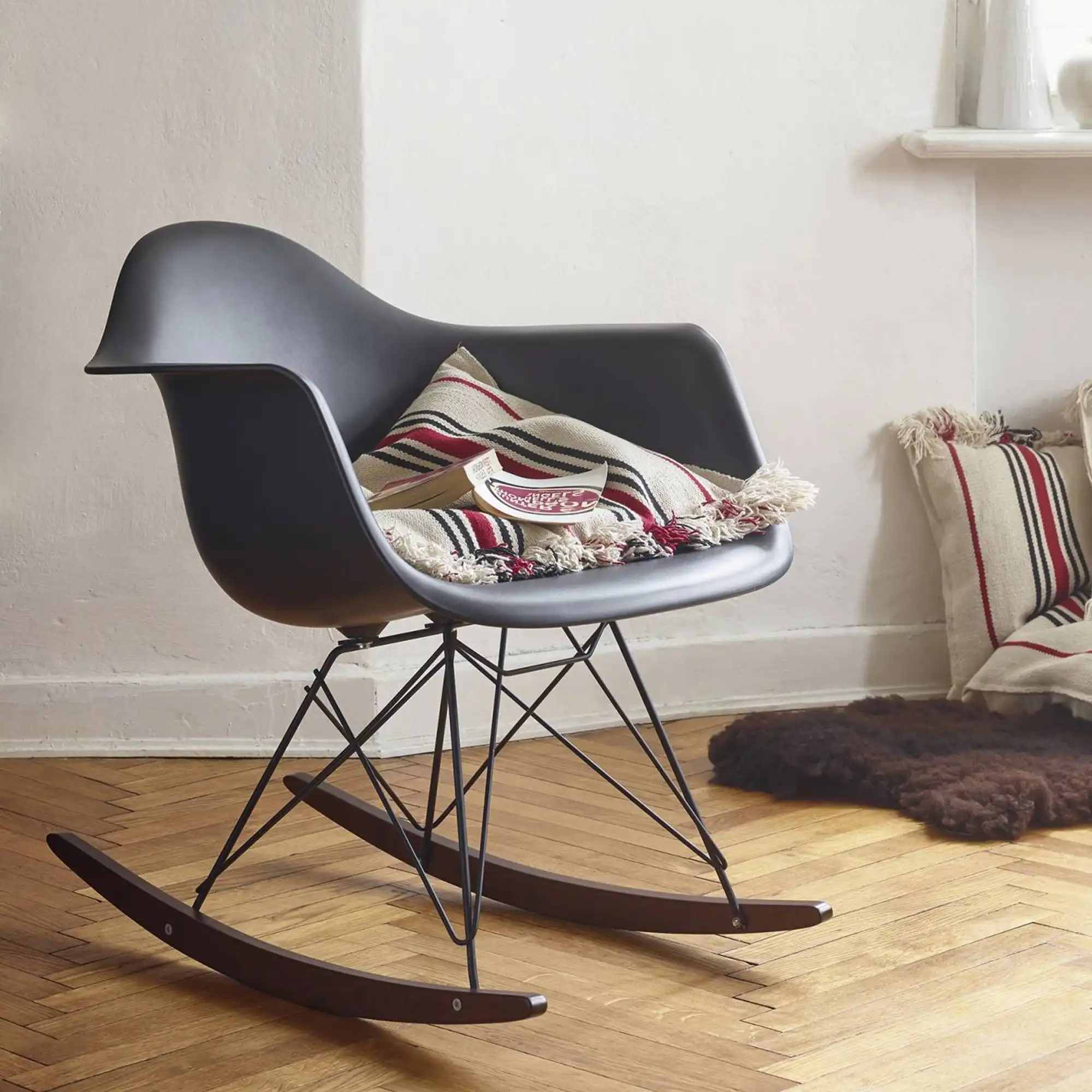 Eames Plastic Armchair RAR - 43 Rusty Orange - Basic Dark Base - Dark Maple