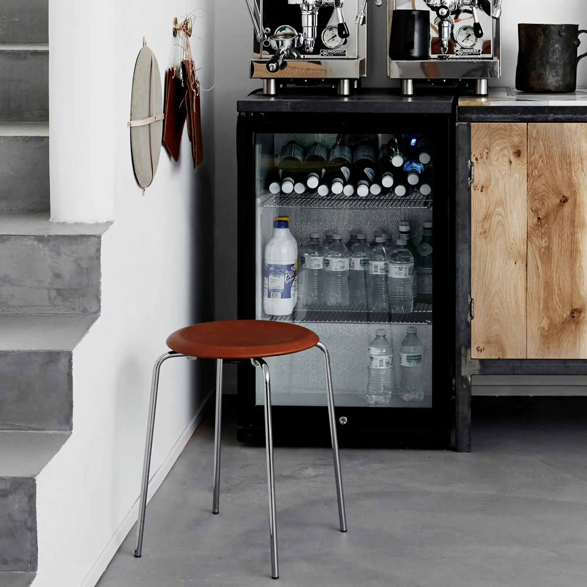 3170 Dot Läder Wild Walnut