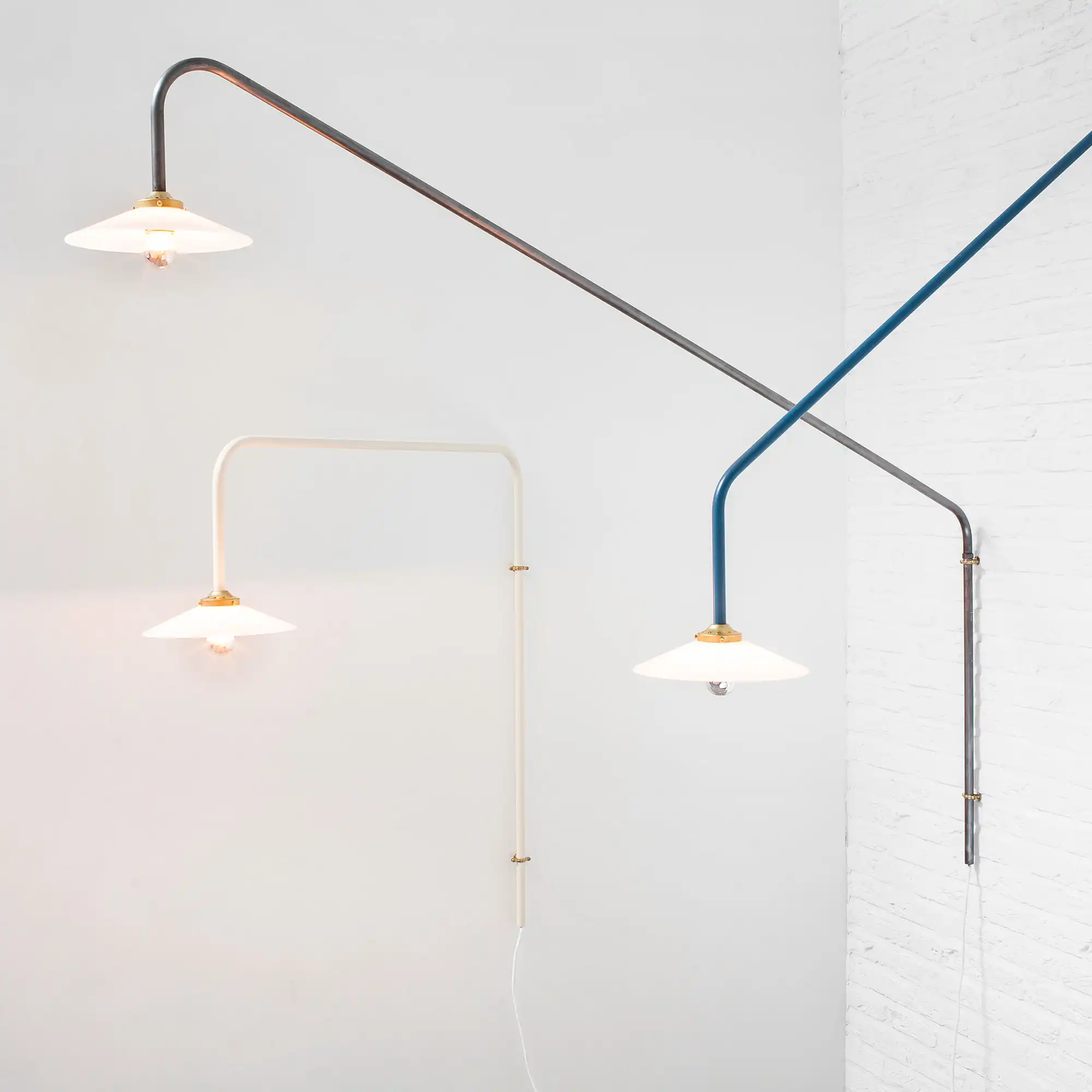 Hanging Lamp N°2 Unlacquered