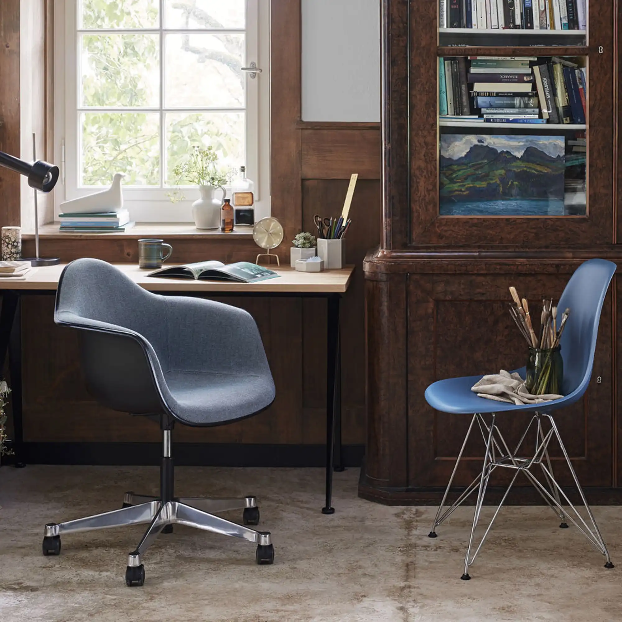 Eames RE Plastic Armchair - PACC