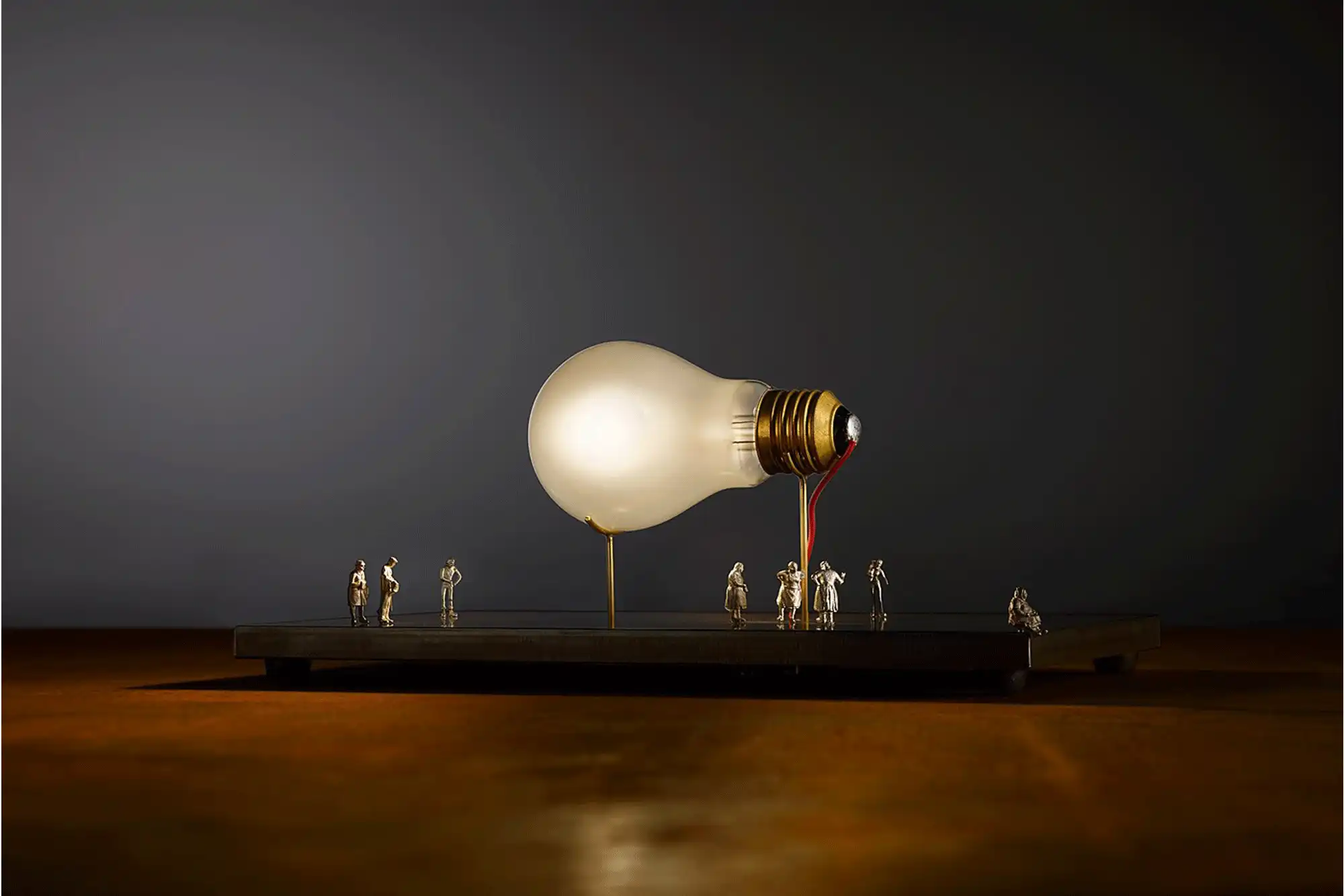 Monument For A Bulb