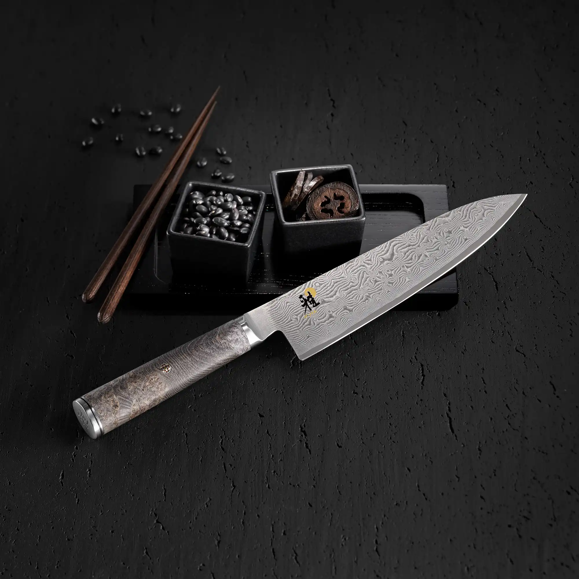 Black 5000MCD 67 Santoku 18 cm