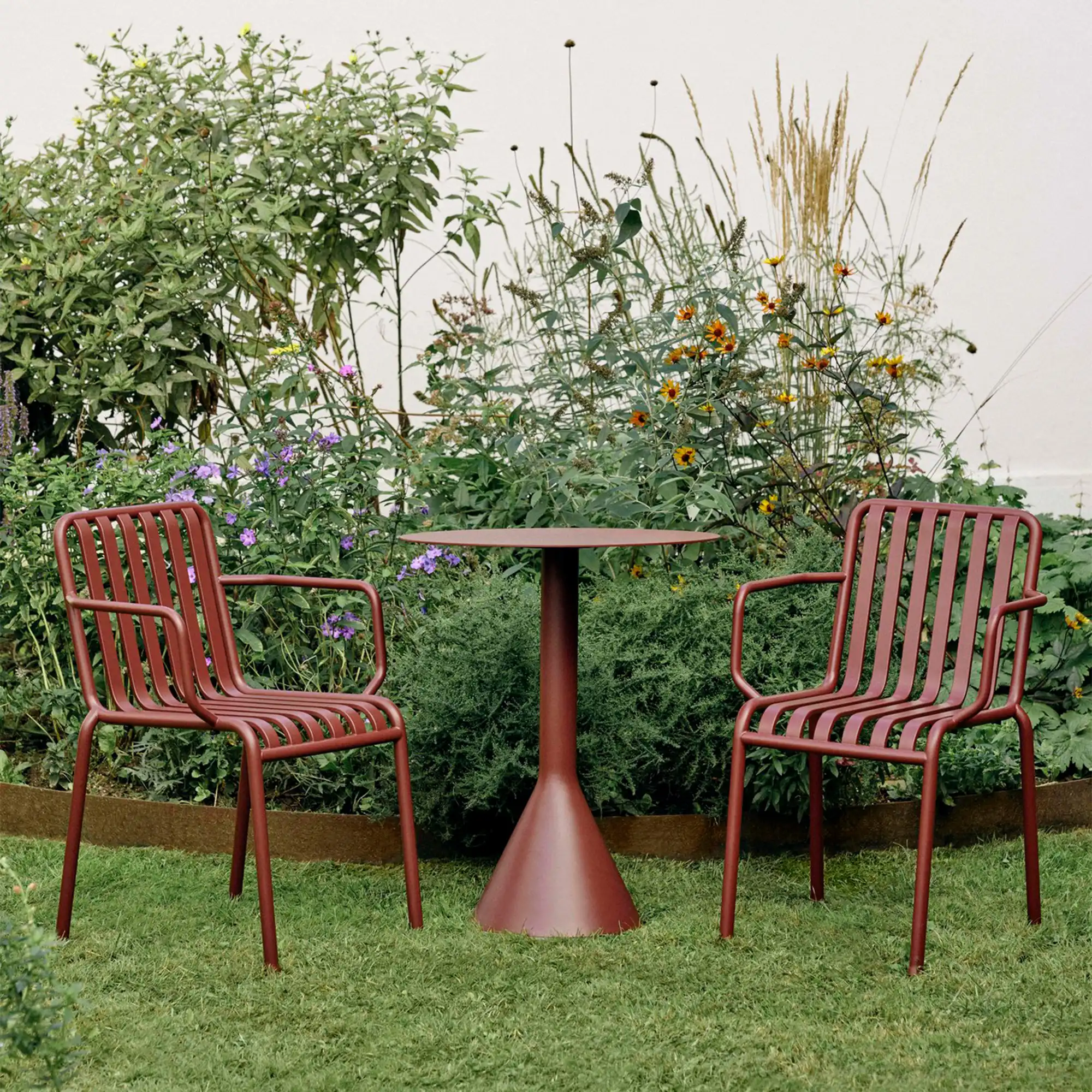 Palissade Cone Table Round