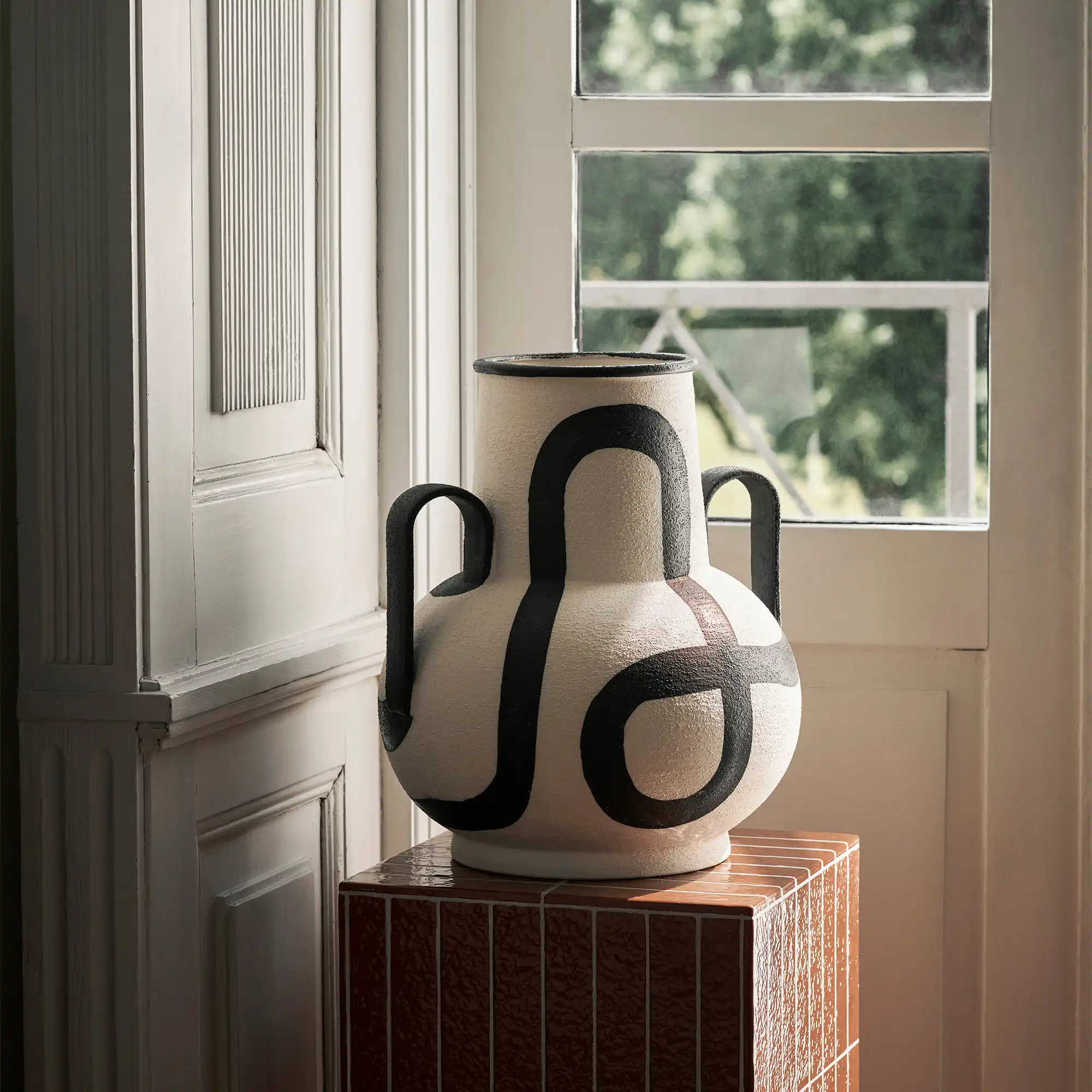 Trace Vase